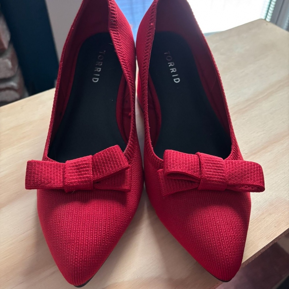 Red Torrid 8.5 WW Heels